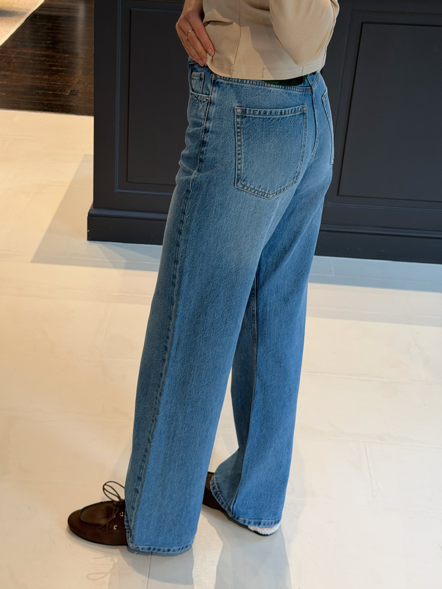 Bonnye Jeans With Scarf