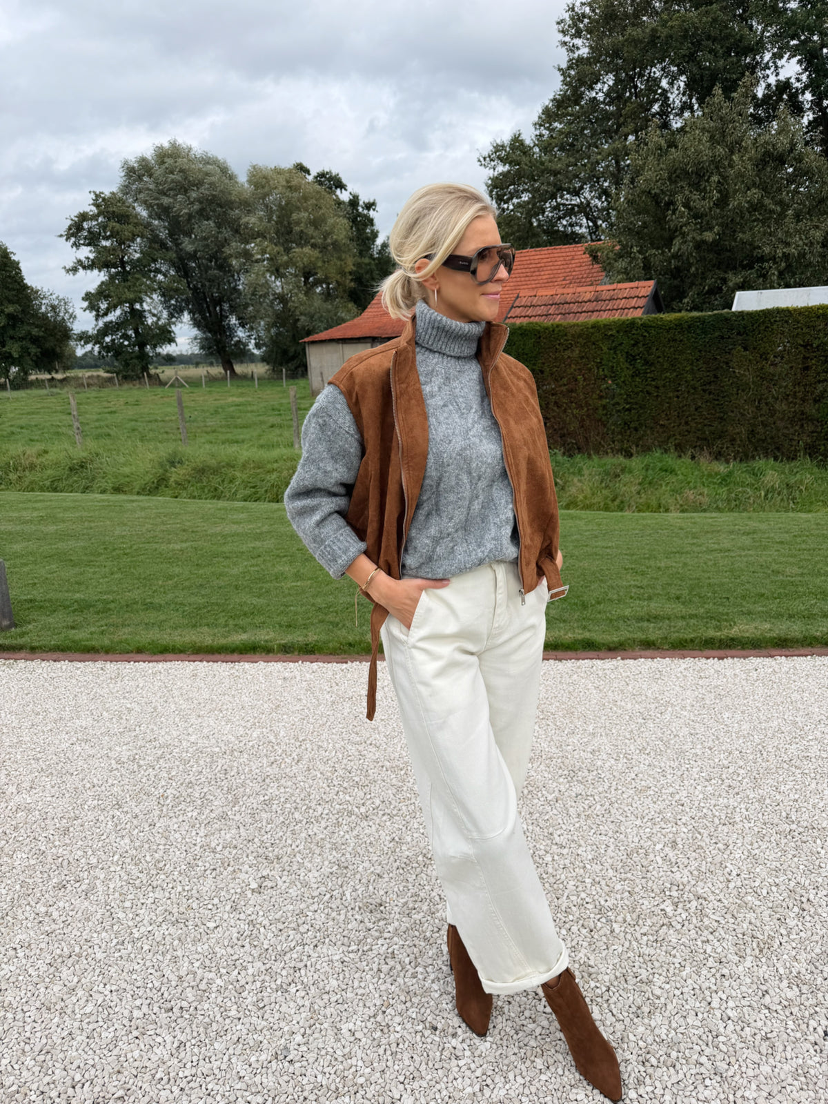Nina Pull Grey
