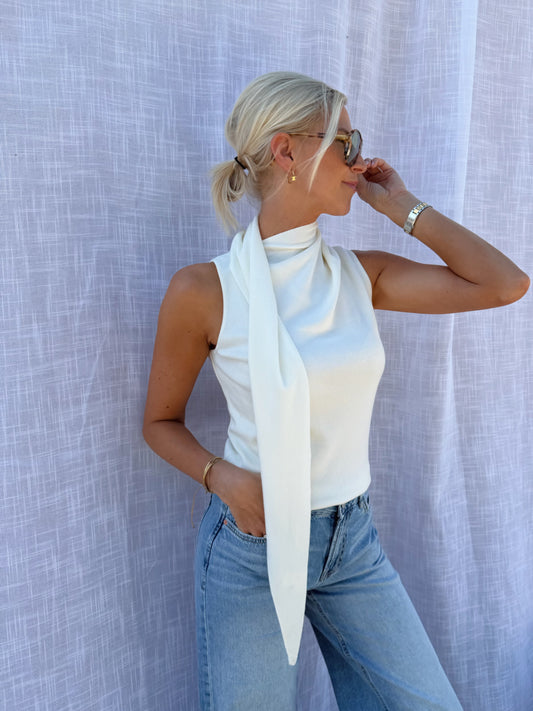 Novi Top White