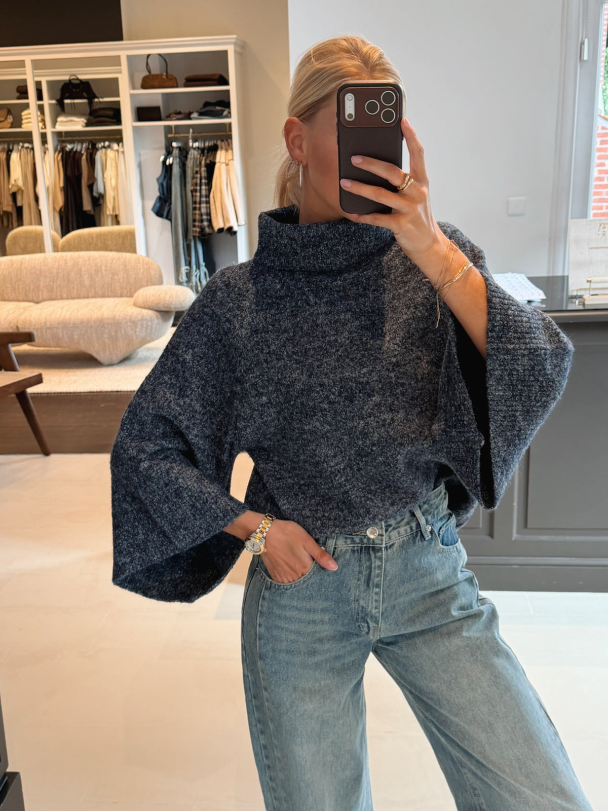 Emma Pull Navy