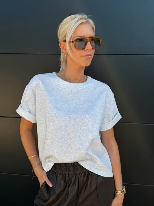 Flora T-Shirt Grey